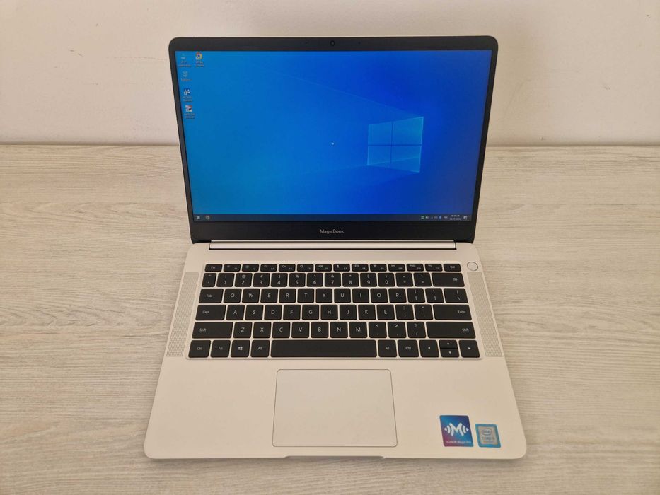 HONOR MagicBook Core i5-8265U / 8GB UltraBook в идеальном состоянии