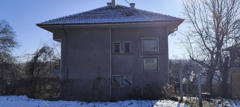 Продава се Къща в с. Ново градище, Област Велико Търново - 174 кв.м за 162 €/кв.м - Снимка #1