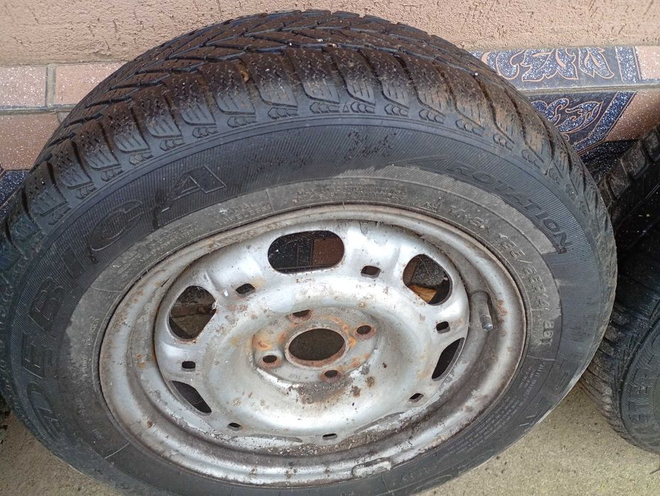 Cauciucuri 185/65 r 14 debica iarnă