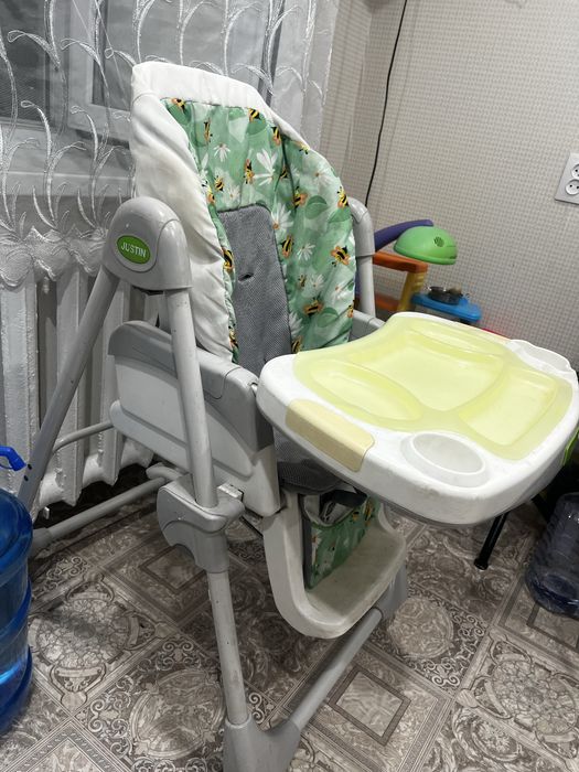 Продам детский стульчик для кормления