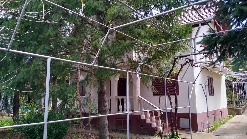 Casa de vanzare in Cuvin com. Ghioroc jud Arad