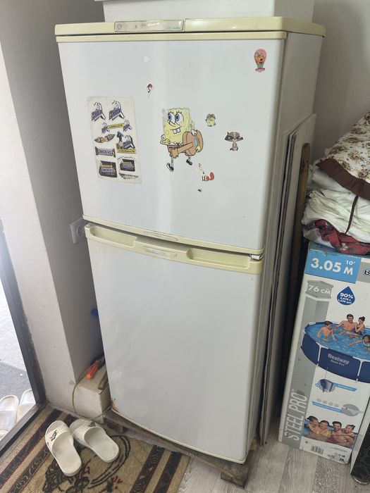 Продам холодильник БИРЮСА