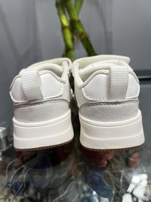 Детские кроссовки next