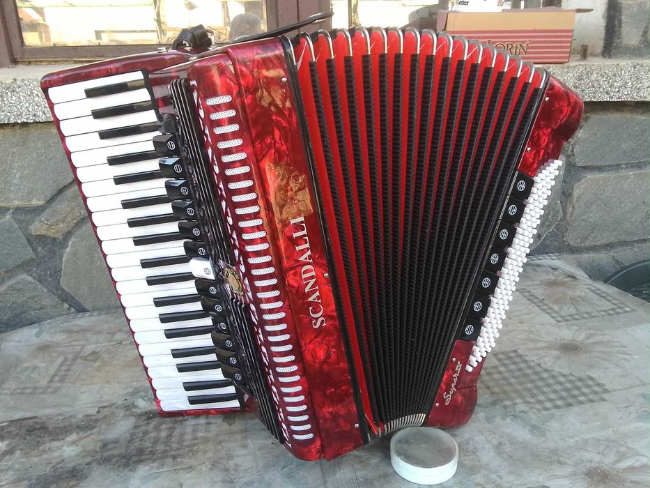 Акордеон скандали 120 баса
