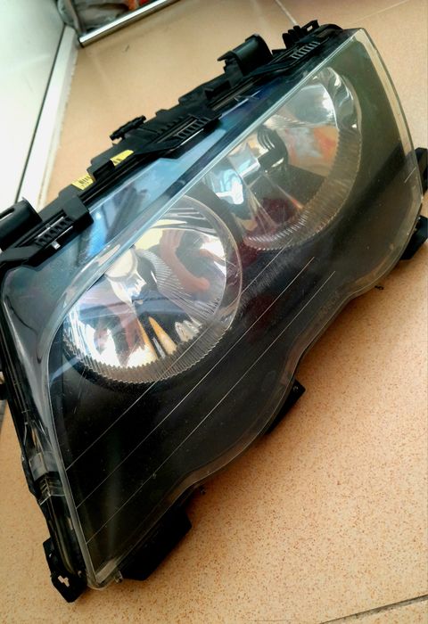 Фара BOSCH на BMW E46 дорест