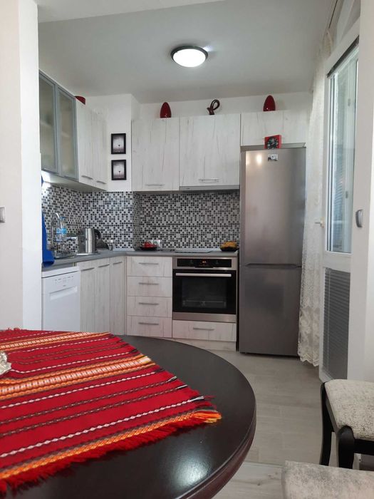 Дава се под наем Тристаен апартамент в София, Карпузица - 67 кв.м за 500 € - Снимка #1