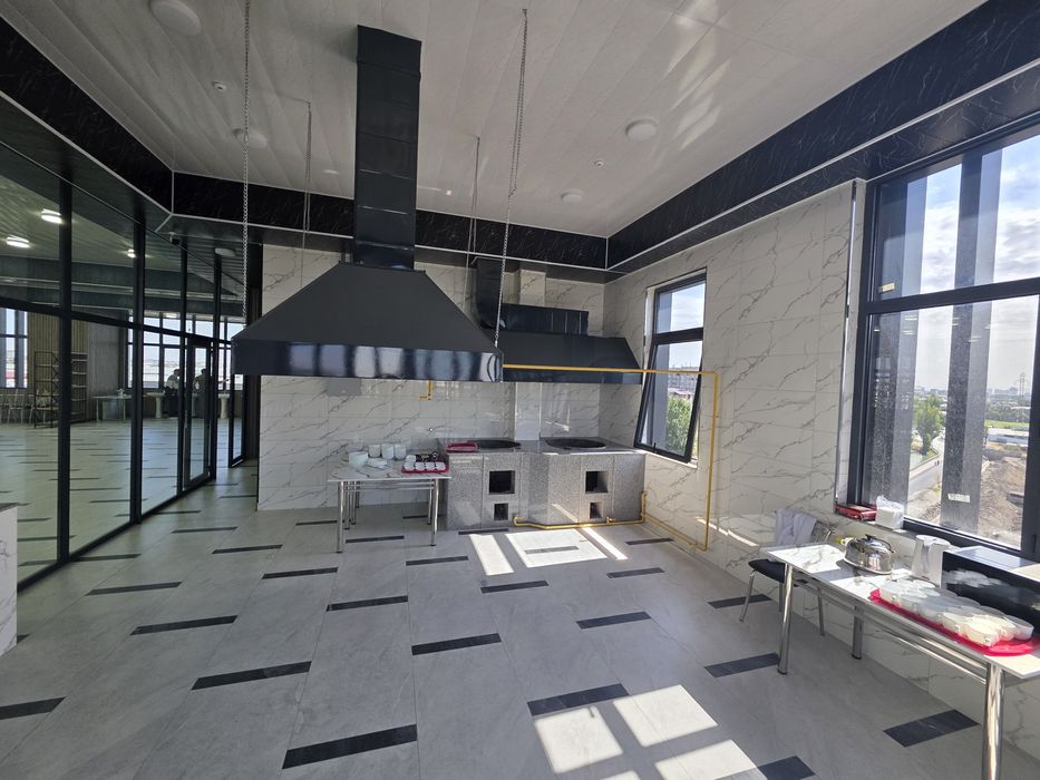 Продаётся абсолютно новое здание под учебный центр с оборудованием .