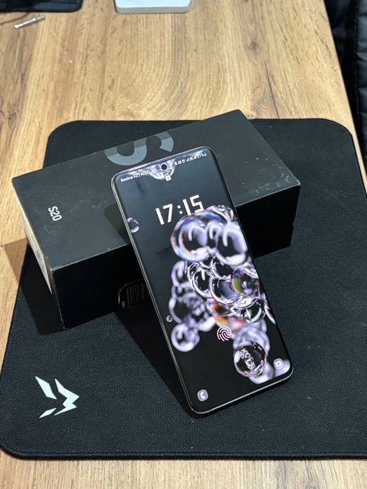 Продам самсунг s20