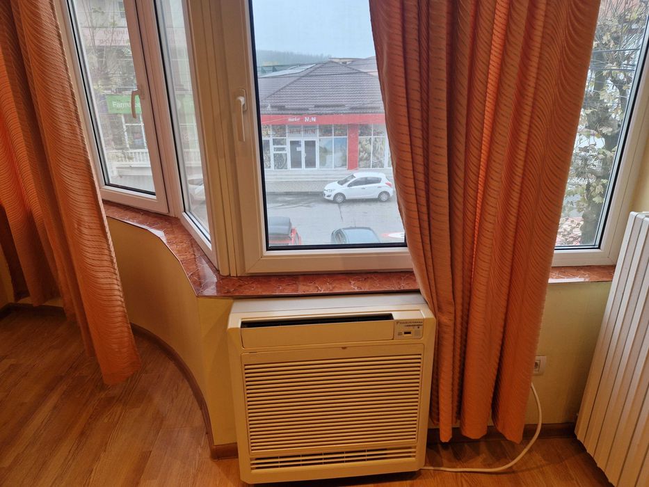 Apartament locatie centrala  - 2 camere de inchiriat