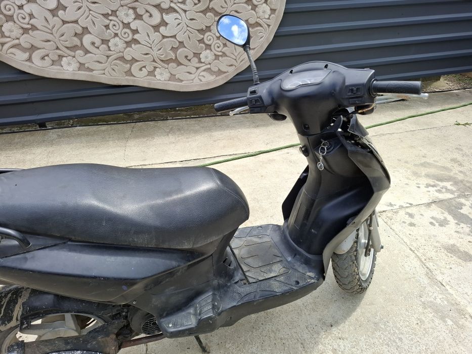 Scuter Sym de 60cc,preț 500 euro ușor negociabil