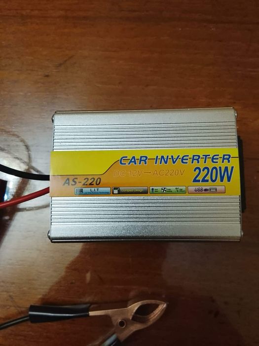 Нов инвертор DC 12 волта. AC 220  волта. 220 вата