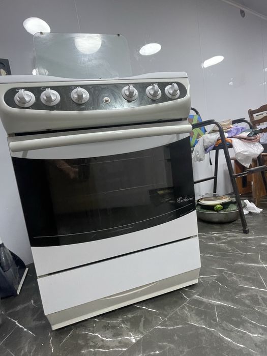 Продам газову плиту