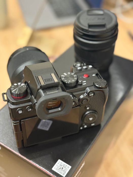 Panasonic Lumix s5 ii 20-60 kit