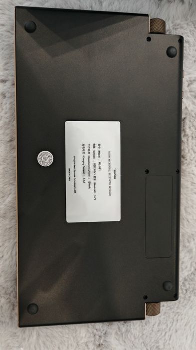 Геймърска клавиатура ретро дизайн