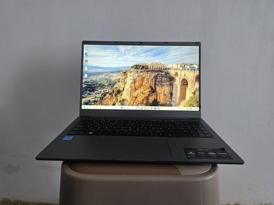 Продам Ноутбук Acer Aspire Lite 15
