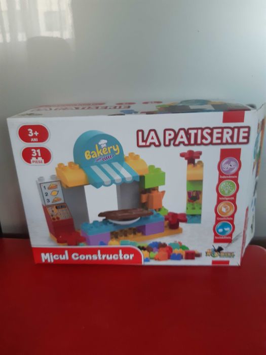 Joc de construit tip lego la patiserie