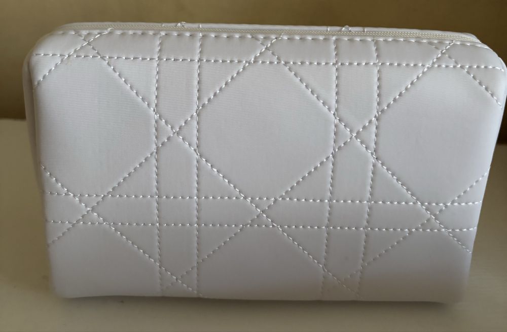 Козметична чанта Dior