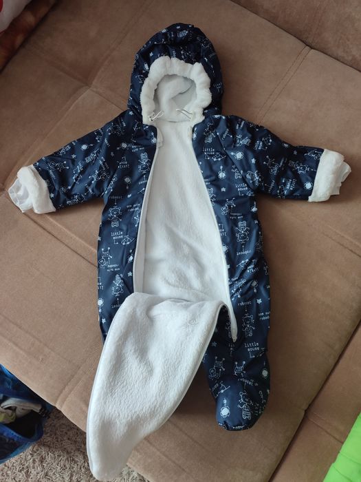 Продам детский демисезонные комбинезон