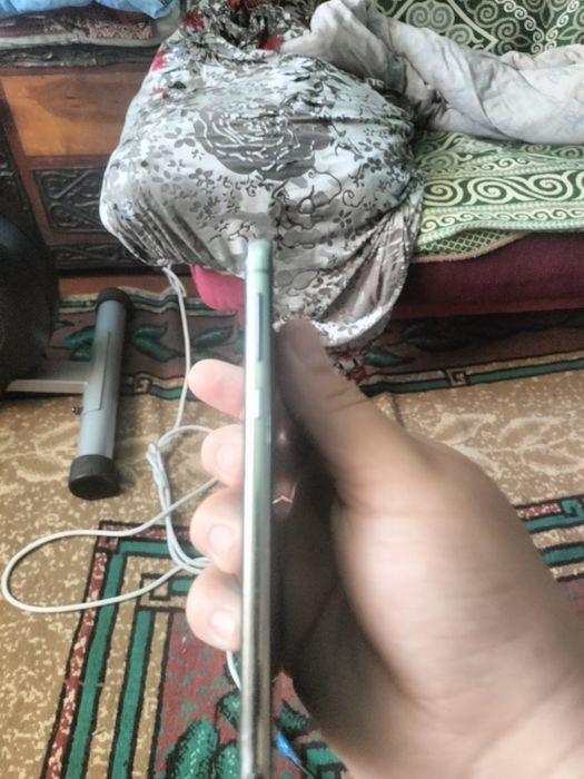 Самсунг с10е 128гб