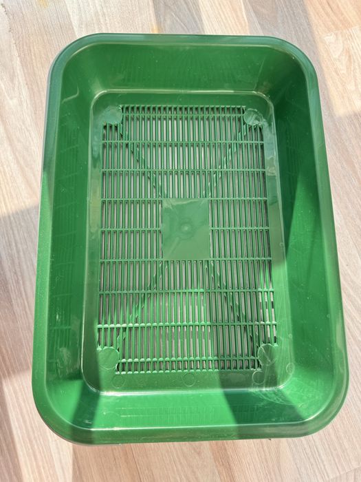 Продам лотки для кошек