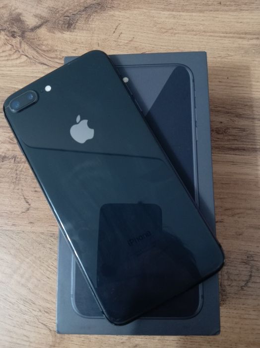 IPhone 8 Plus 64gb Идеал, коробка