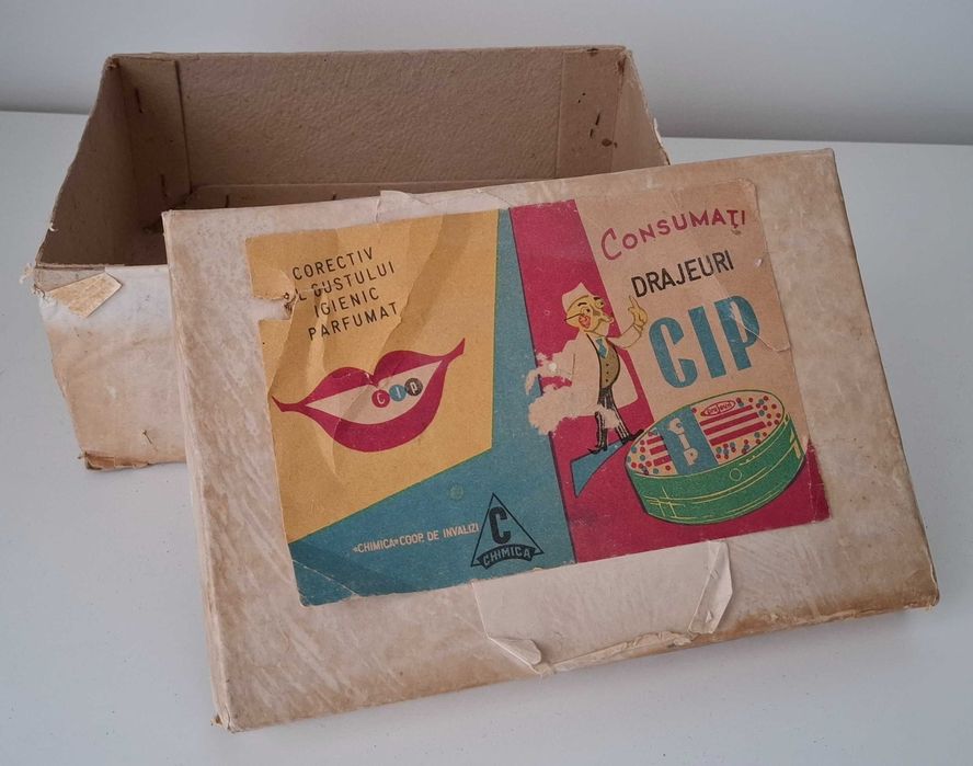 Cutie veche romaneasca bomboane "CIP" - comunist - colectie - drajeuri