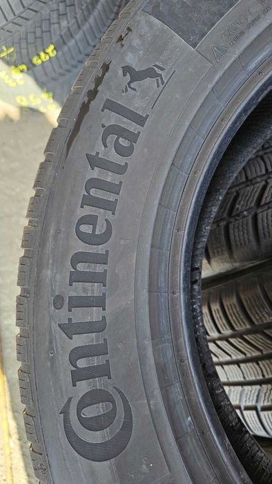 Anvelope 235/60/18 CONTINENTAL iarna