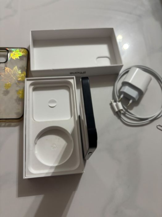Iphone 12 ( stare impecabila )