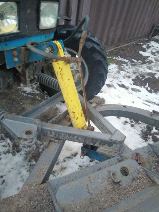 Камуналный щётка и лапатка