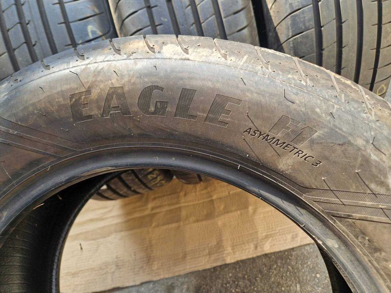 4 Goodyear R18 235/60
летни гуми 
DOT4819