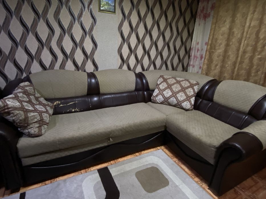 Угловой диван с креслом