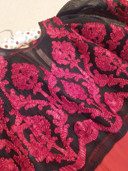 Продам шикарное платье