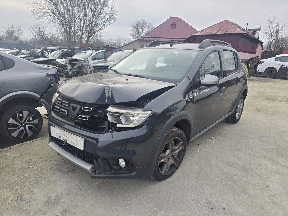 Sandero Stepway 2018 0.9 tce la cheie 80 mii km avariat
