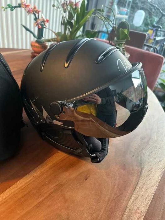 Casca de ski cu visor marca KASK italia Dama