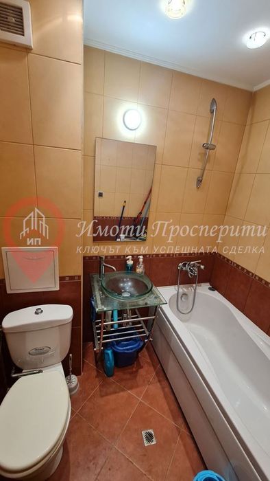 Дава се под наем Тристаен апартамент в София, Лозенец - 100 кв.м за 700 € - Снимка #5