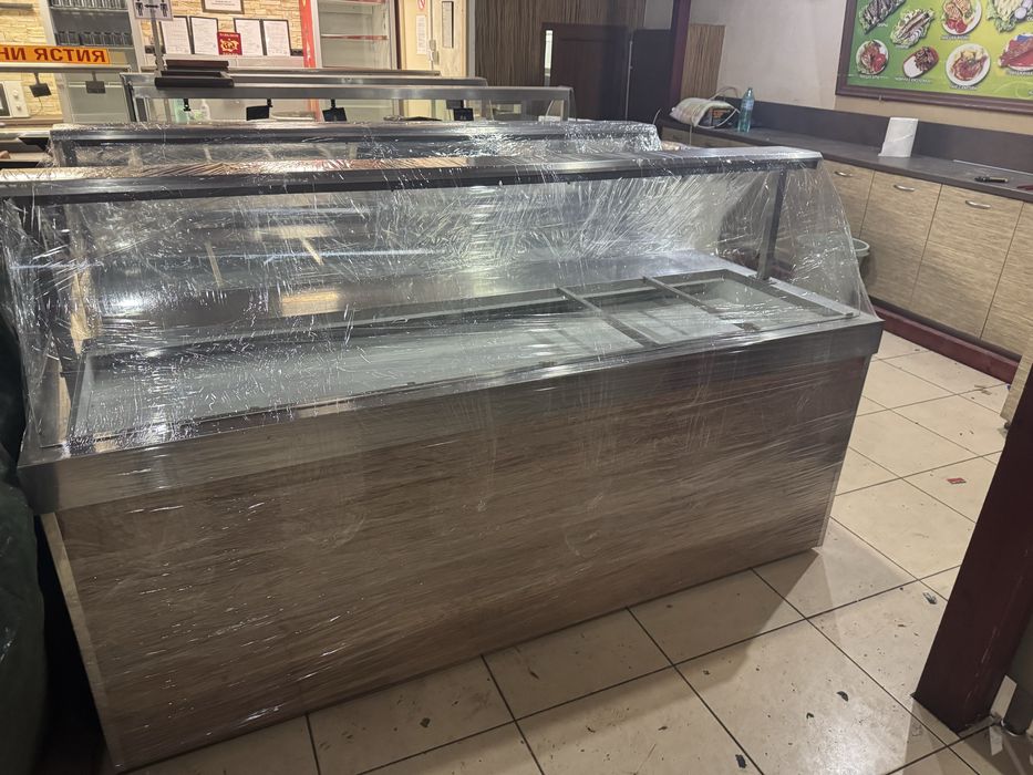 Хоризонтална хл. витрина