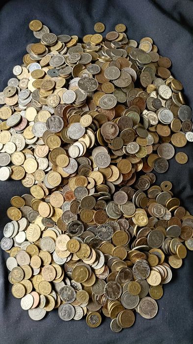 peste 300 monede vechi ieite din circulatie