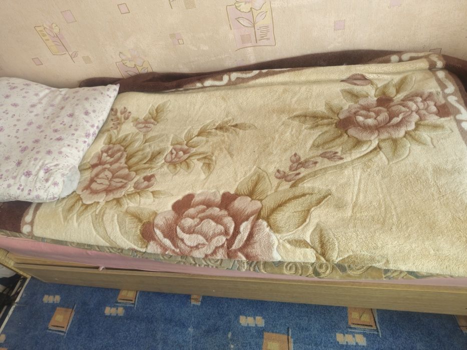 Отдам кровать, бесплатно