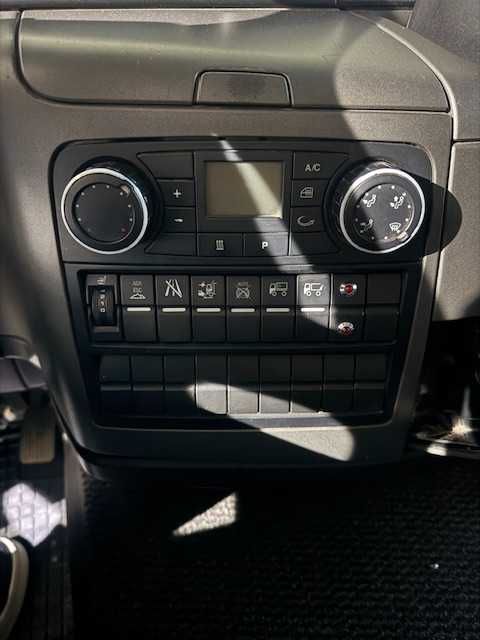 VÂND MAN 8.250 TGL Cabină dublă