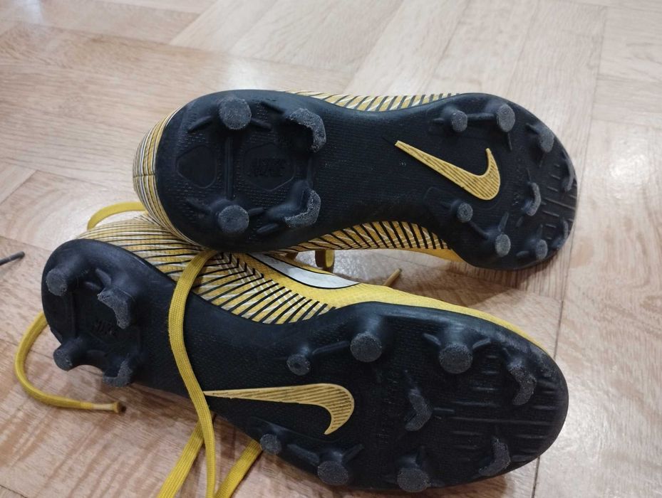 Футболни стоножки