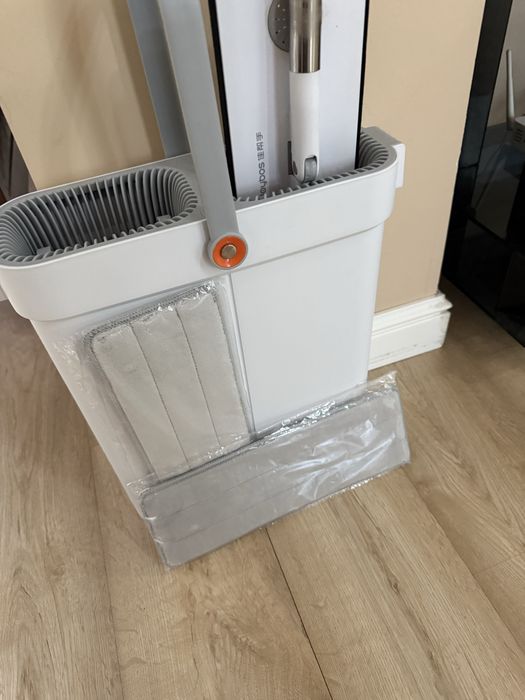 Ведро со шваброй