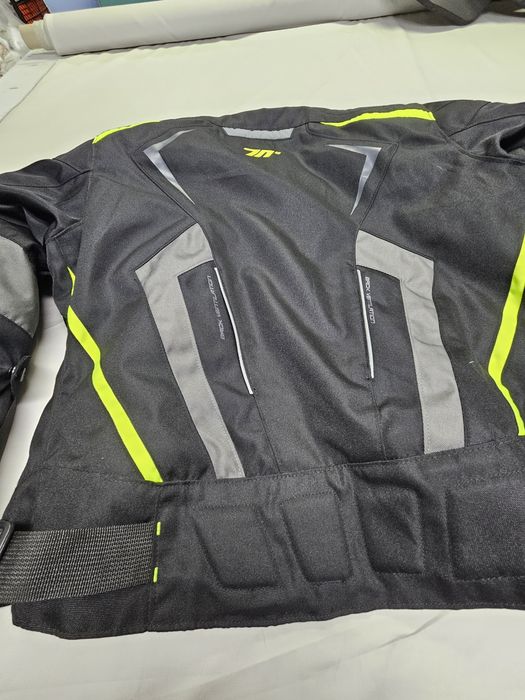 Geacă moto Seventy L nouă