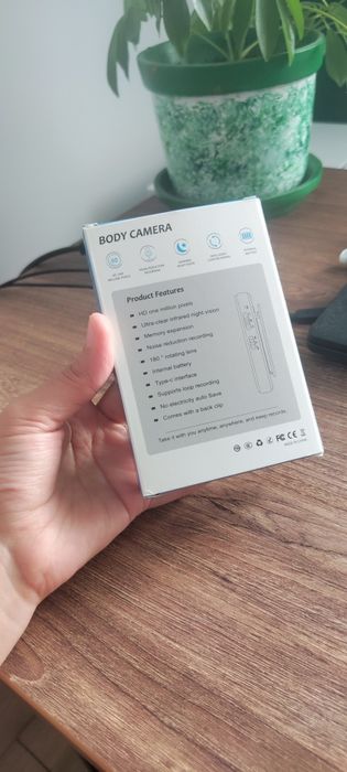 Cameră video corporală