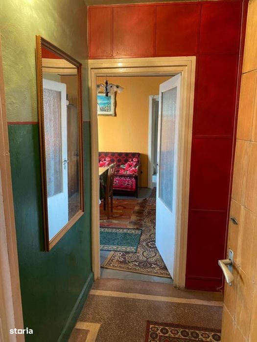 Apartament 2 camere de vanzare , Str Corvinilor , etaj 3 , 62.000 euro