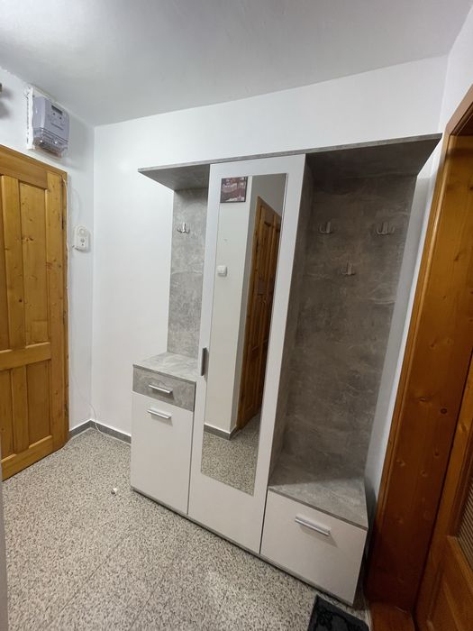 Apartament 2 camere et 1 central Chisineu Cris