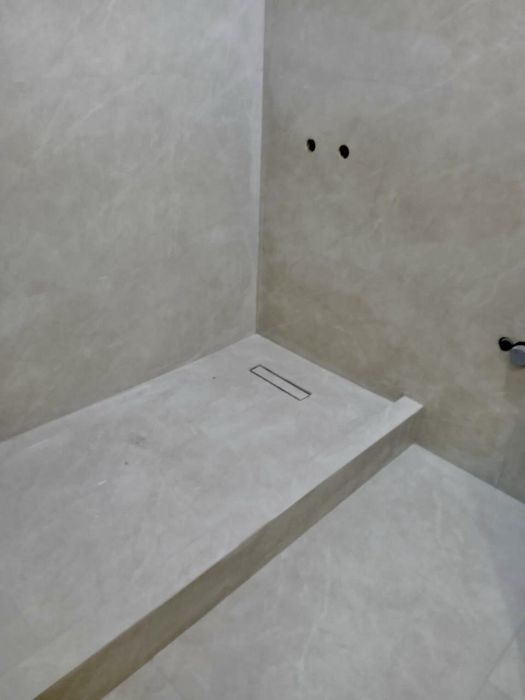 Профессиональный кафельщик