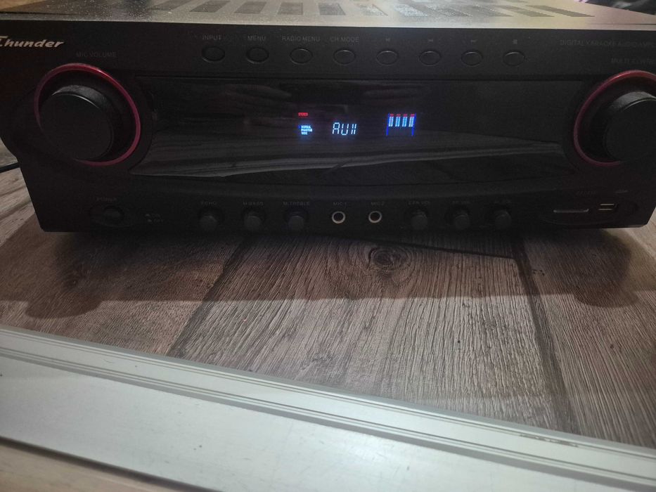 Усилвател  Thunder THC-2003