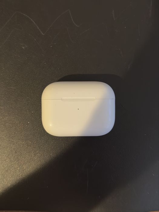 Airpods pro 2 (doar o casca)