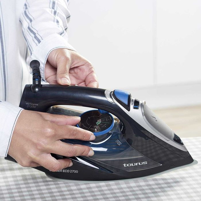 Ютия Taurus STI2700, 2700W,160 g/min Парен удар,Система против варовик