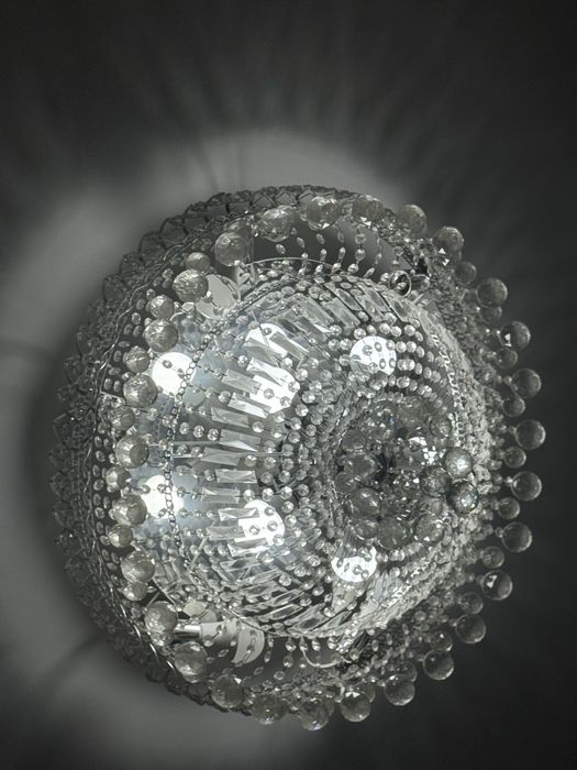 Люстра для гостевой.